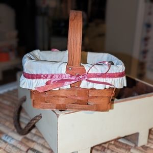 Longaberger 1989 Mother's Day Mini Chore Basket 